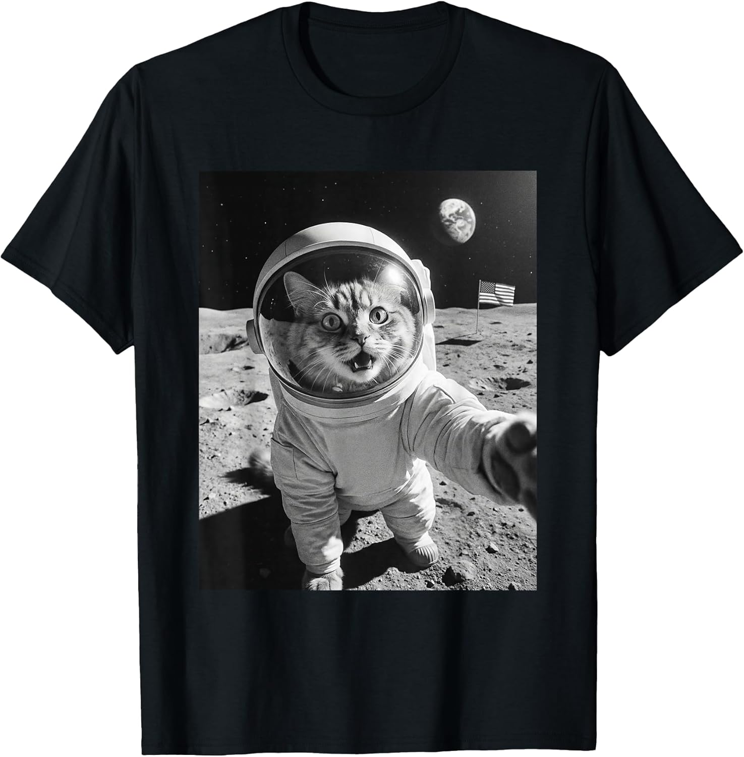 Cat Astronaut Selfie On The Moon Funny Cats Lover T-Shirt