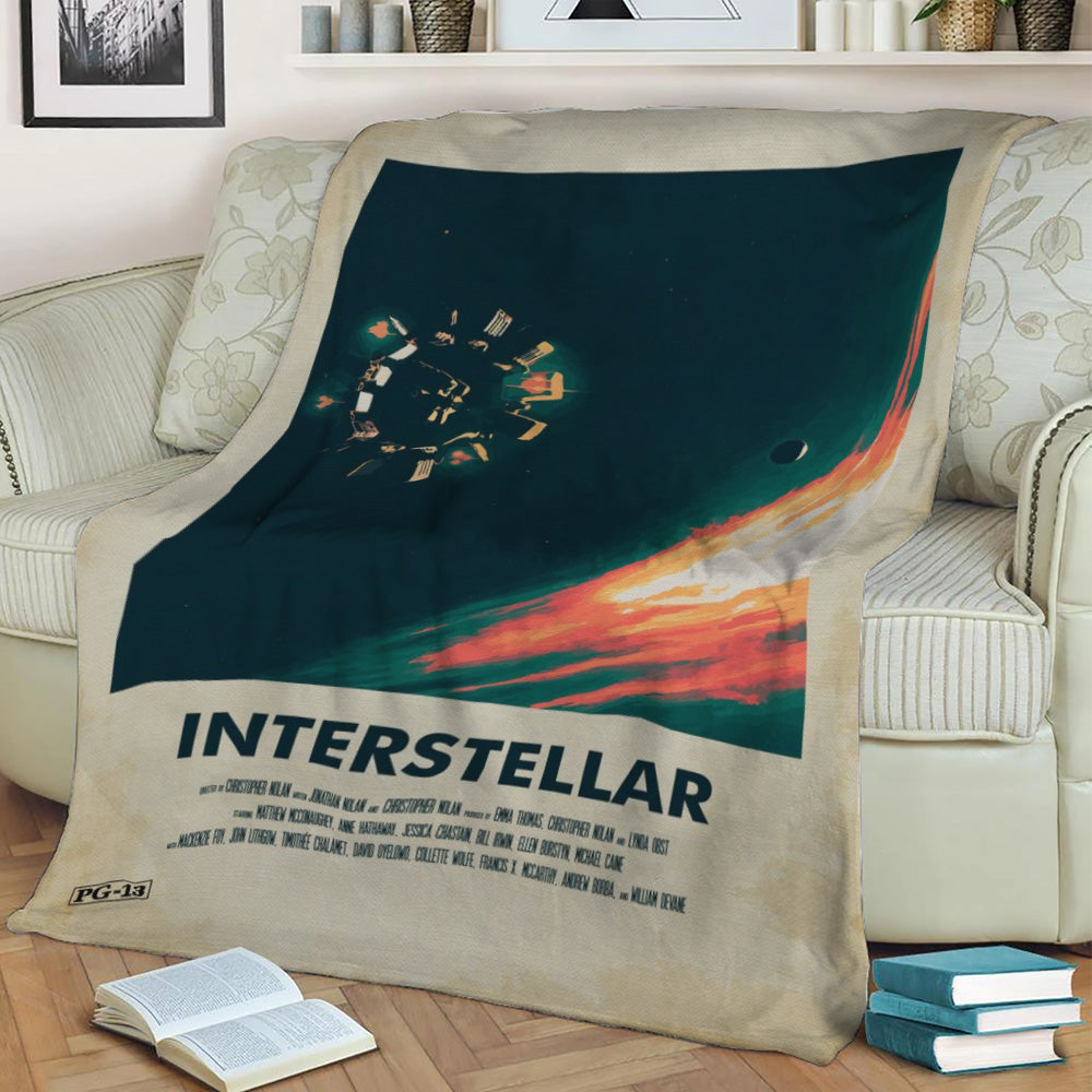 INTERSTELLAR SHIP Fleece Throw Blanket