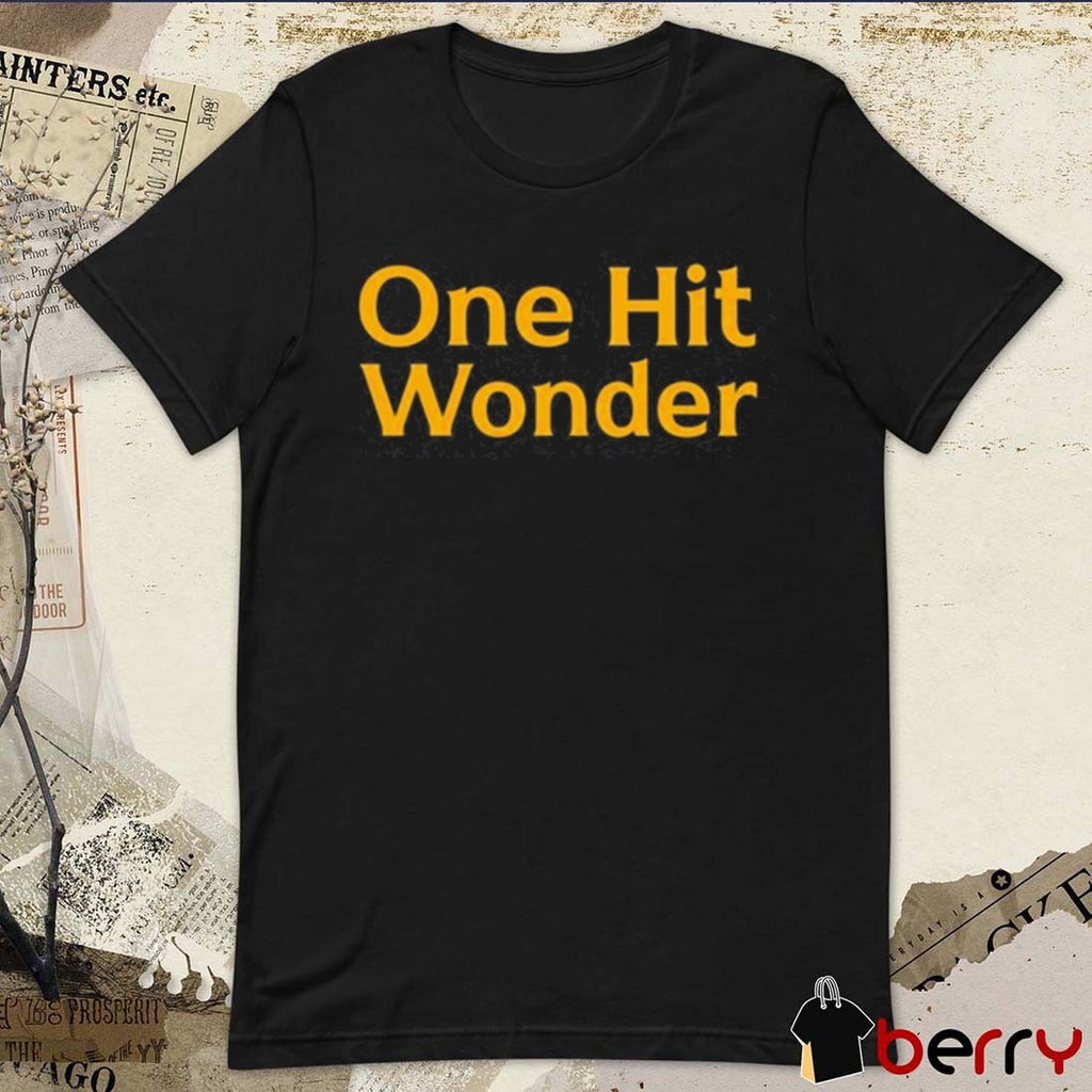 Benson Boone Wearing One Hit Wonder New t-shirt