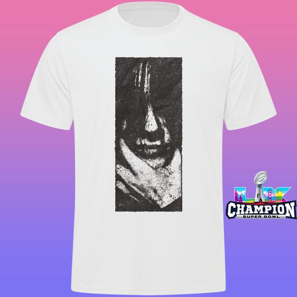 Sofia Isella Natural Face World Tour Shirt
