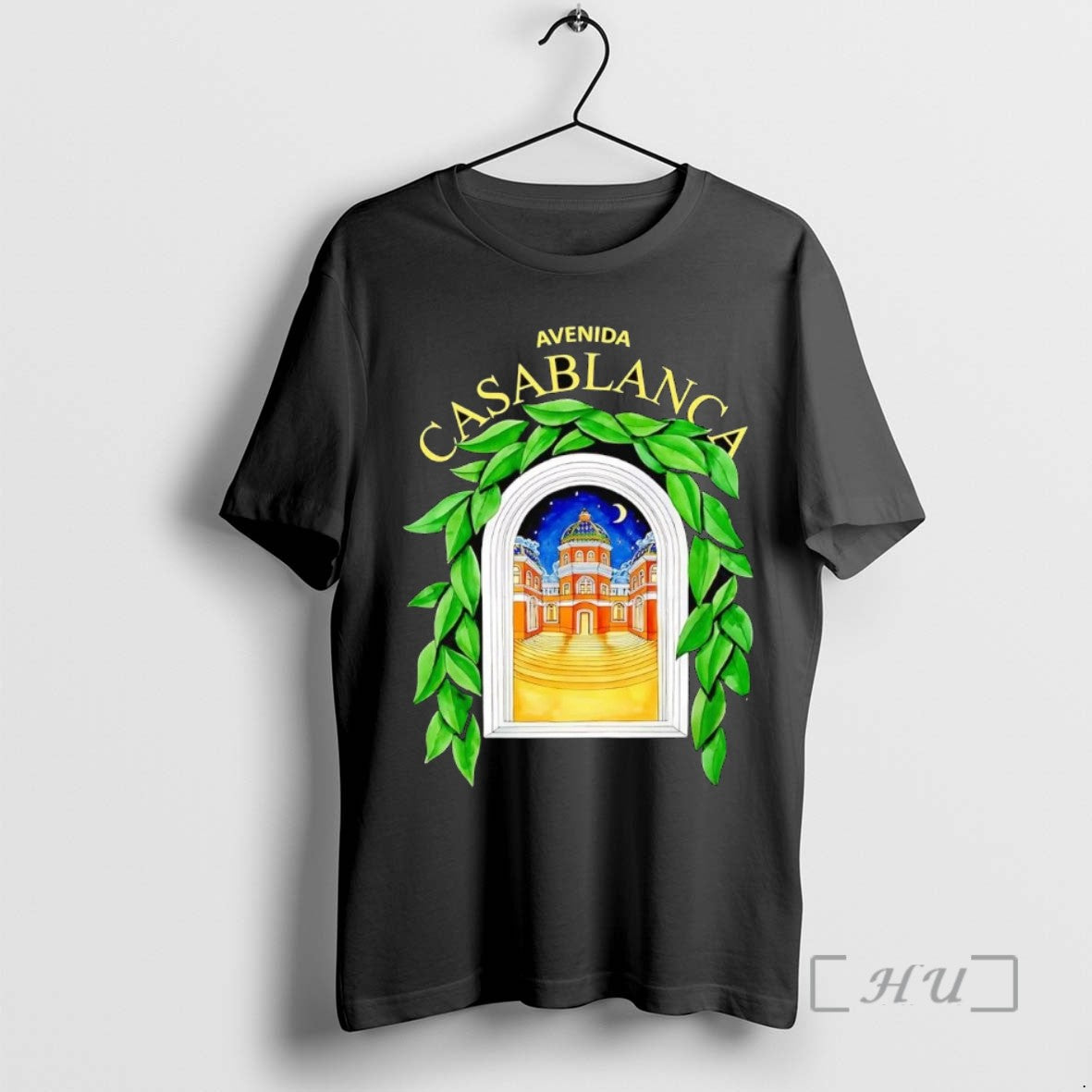 Trending Avenida Casa Blanca Tee Shirt Sweater
