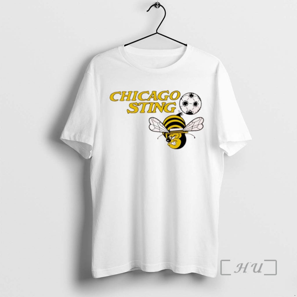 Trending Bee 1975 Chicago Sting Tee Shirt Sweater
