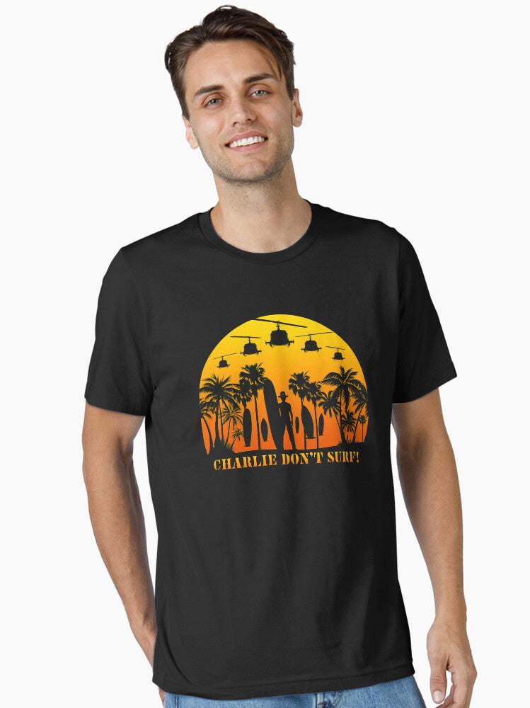 Charlie don’t surf – Apocalypse now Essential T-Shirt