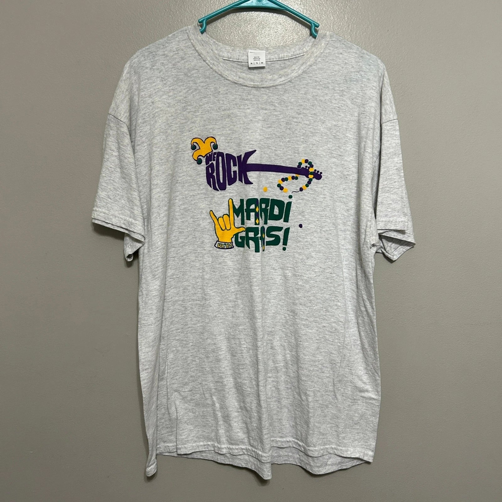 Gildan Mardi Gras Graphic T-Shirt Mens XL Grey We Rock Mardi Gras NOLA Carnival
