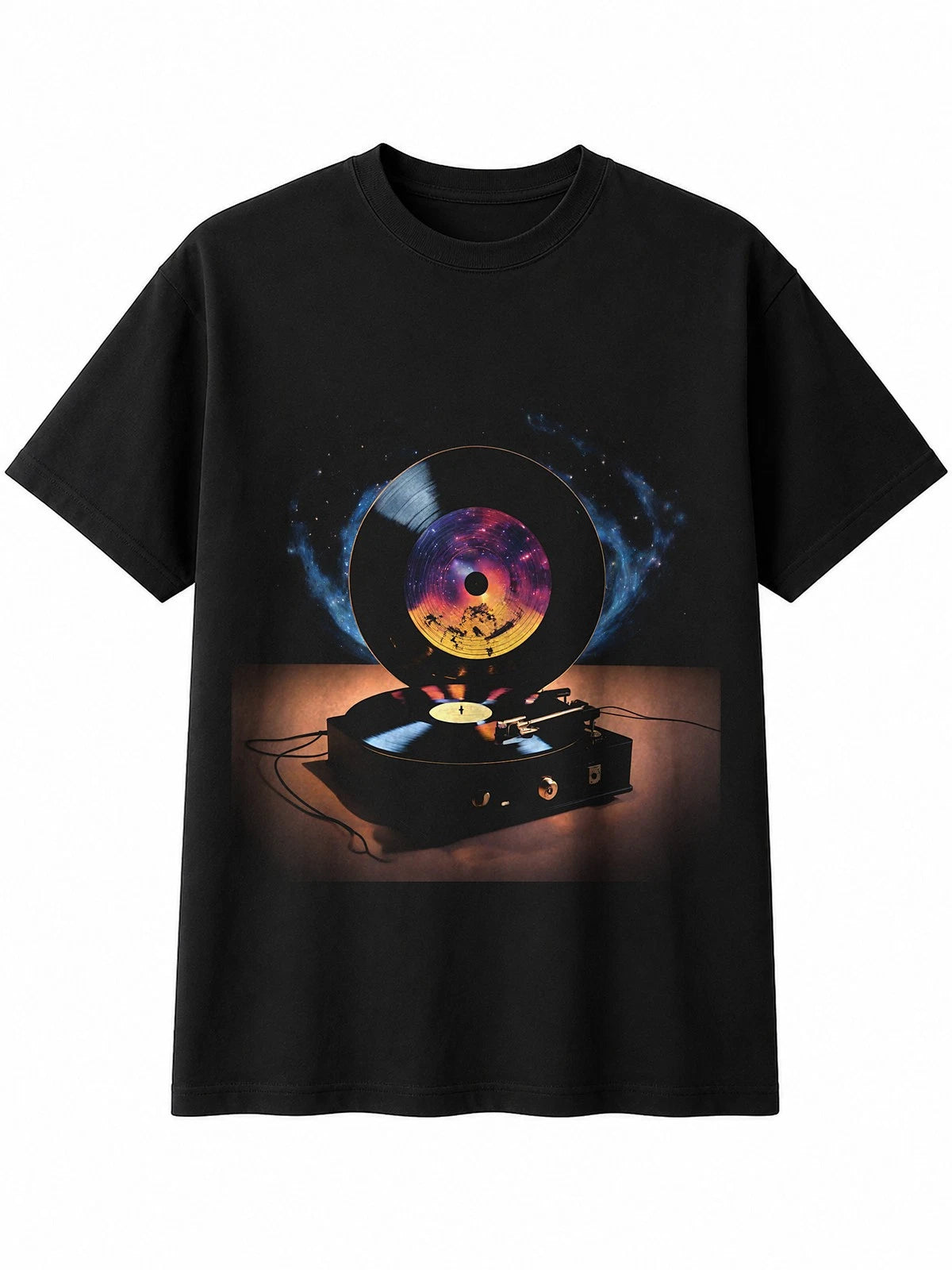 Fantasy Art Vinyl Record Player Under the Stars Retro Y2K Mens T-Shirt Black