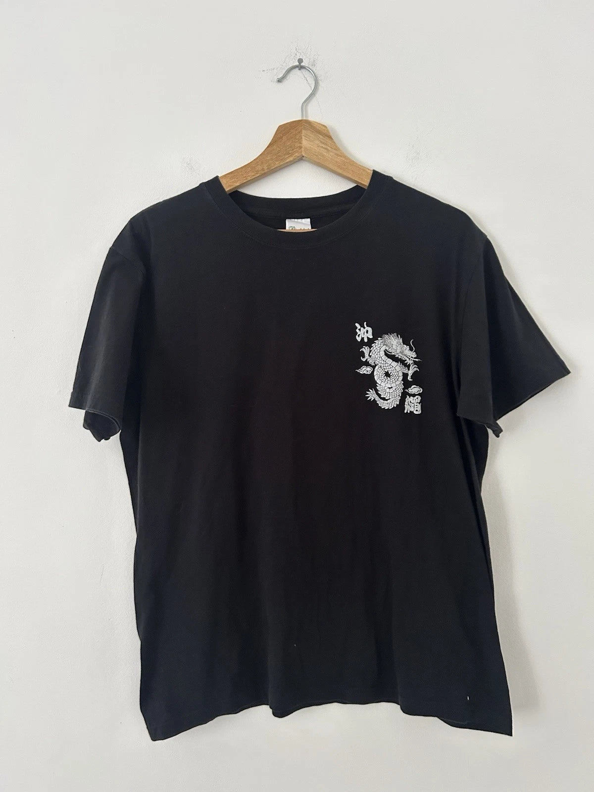 Y2K Black Dragon Graphic T-Shirt Mens L Japanese Kanji Streetwear Grunge Tee