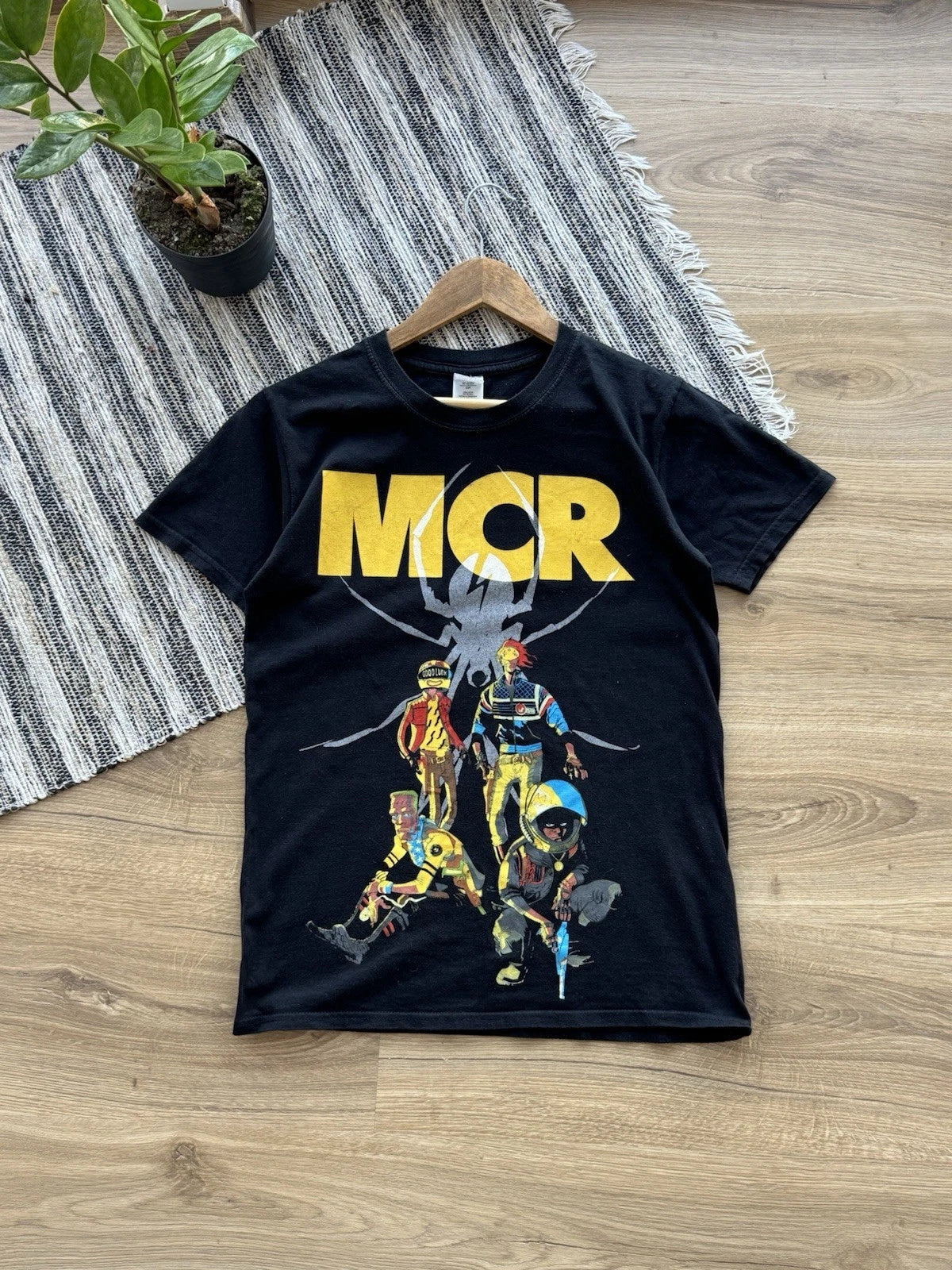 MCR My Chemical Romance Band T Shirt Emo Punk Rock Music Graphic Tee Size S