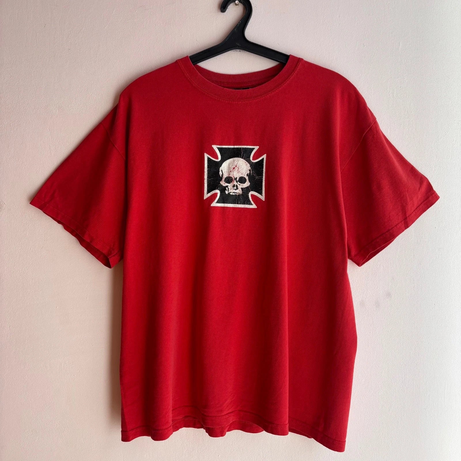 Vintage 90s Underground England Skull Cross T Shirt Red XL Y2K Punk