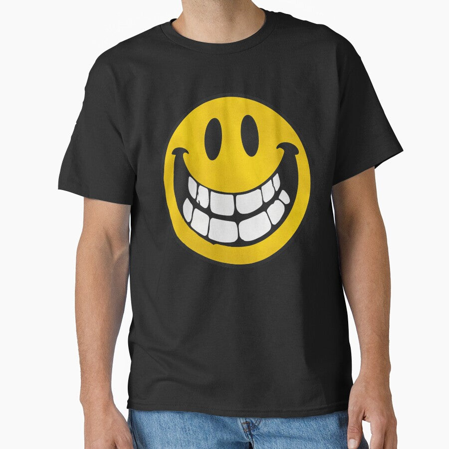 Smiley11 by giggletshirts