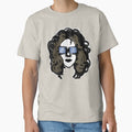 Woman with curly hair wearing sunglasses by Mermaso Art