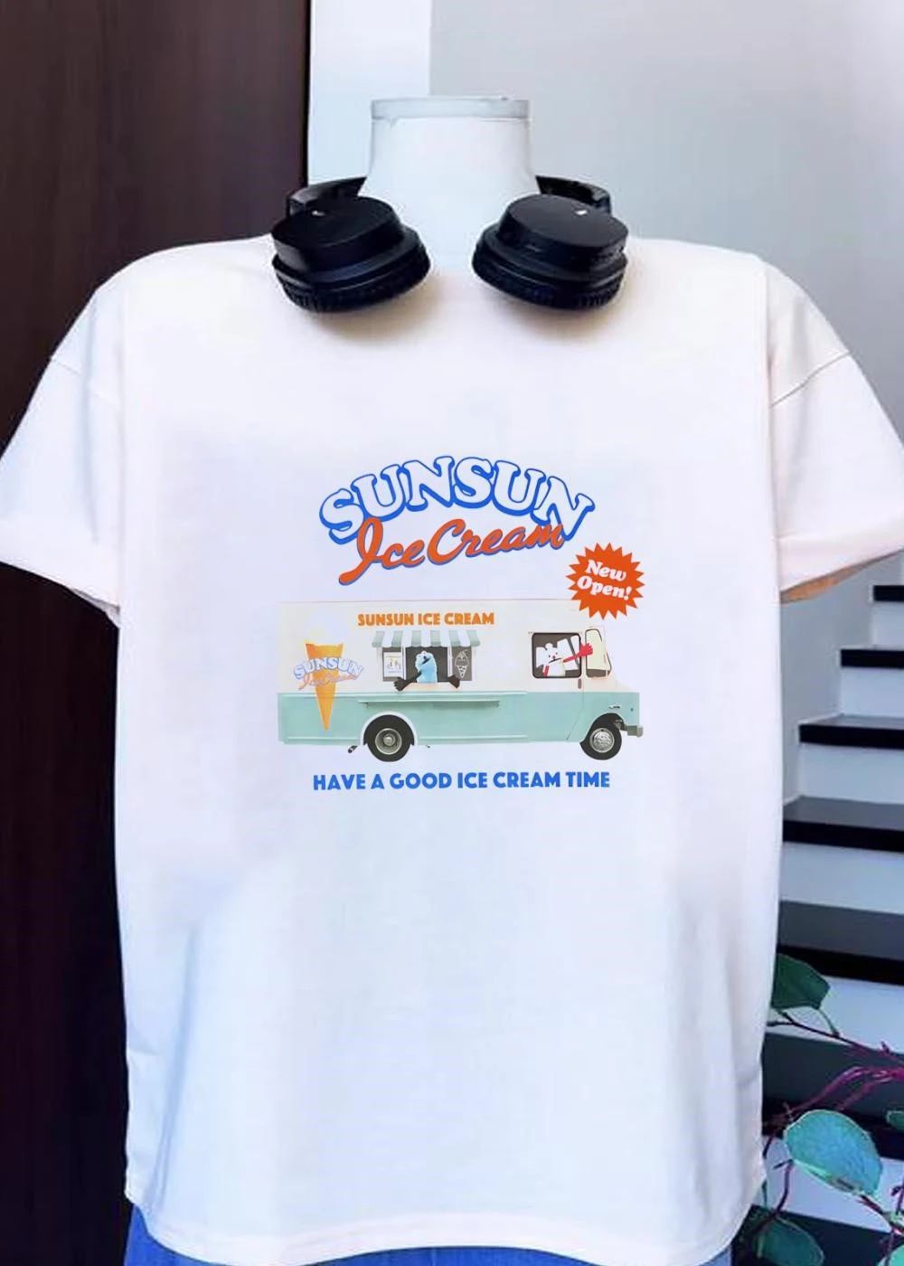 New Open! SunSun Ice Cream Have a Good Time Graphic T-Shirt