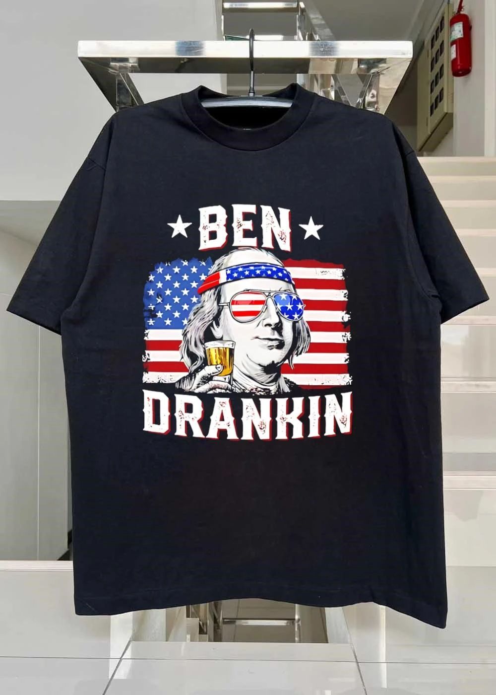 Ben Drankin Benjamin Franklin American Flag Sunglasses T-Shirt
