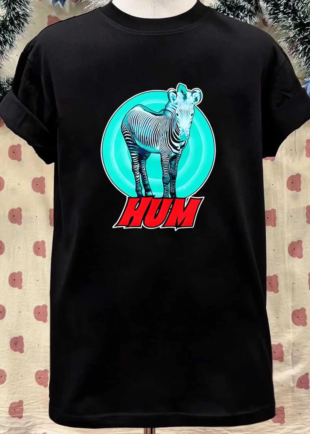 Hum Zebra Teal Circle Graphic T-Shirt