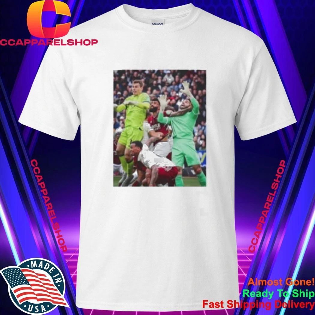 Pablo Fouled David Raya Shirt