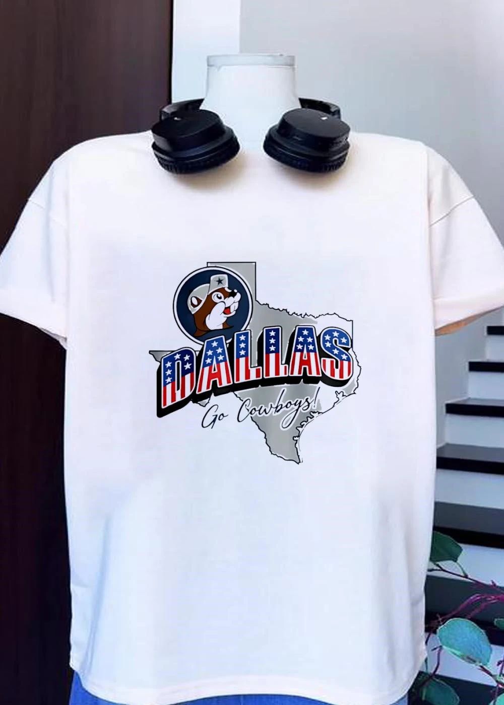 Dallas Cowboys x Buc-ee’s Patriotic map shirt