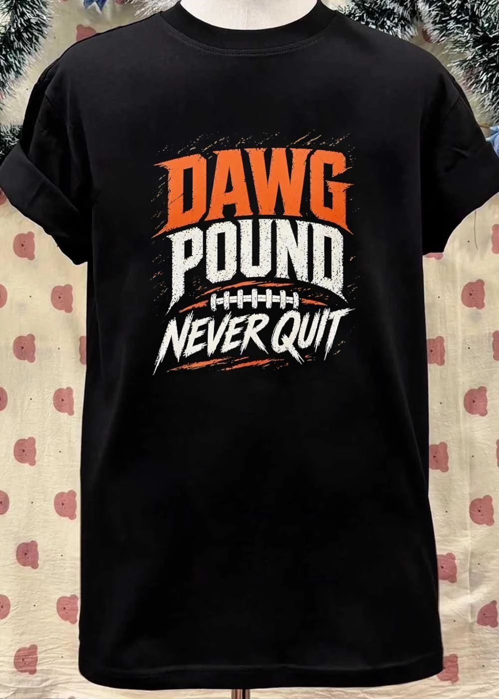 Dawg Pound Never Quit Cleveland Browns T-Shirt