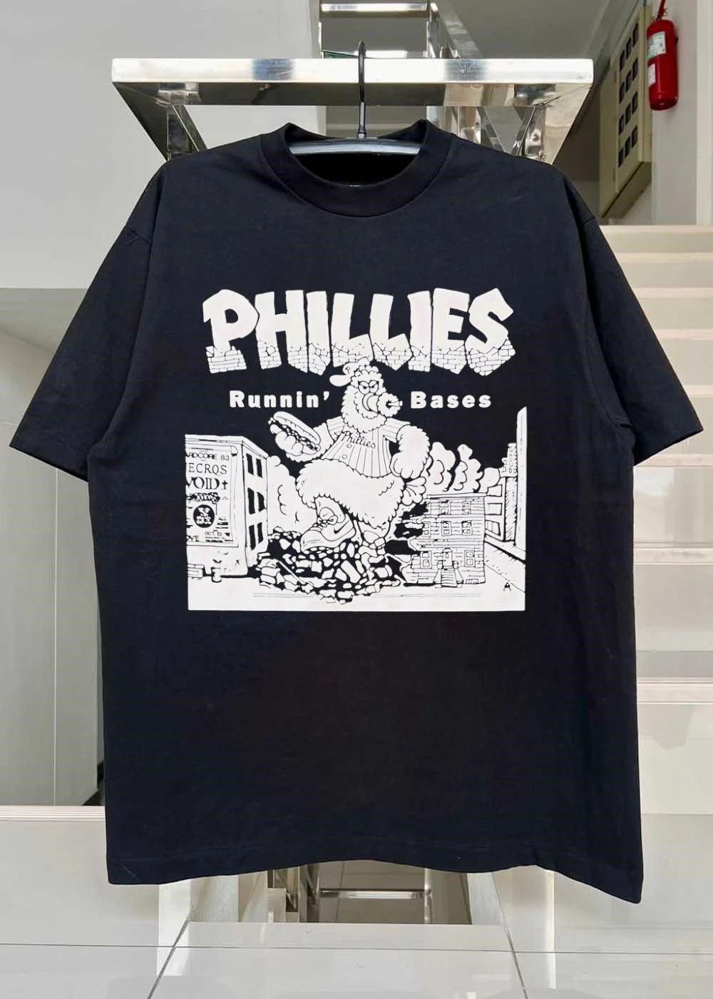 Hardcore 83 Necros Void Oct 22 The Phillie Phanatic Eating a Hoagie Runnin Bases Phillies T-Shirt