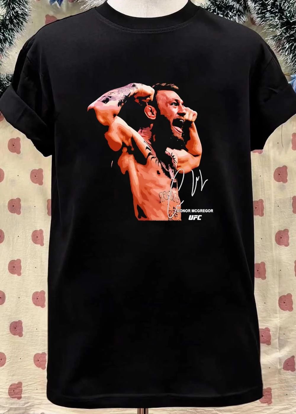 Conor McGregor UFC shirt