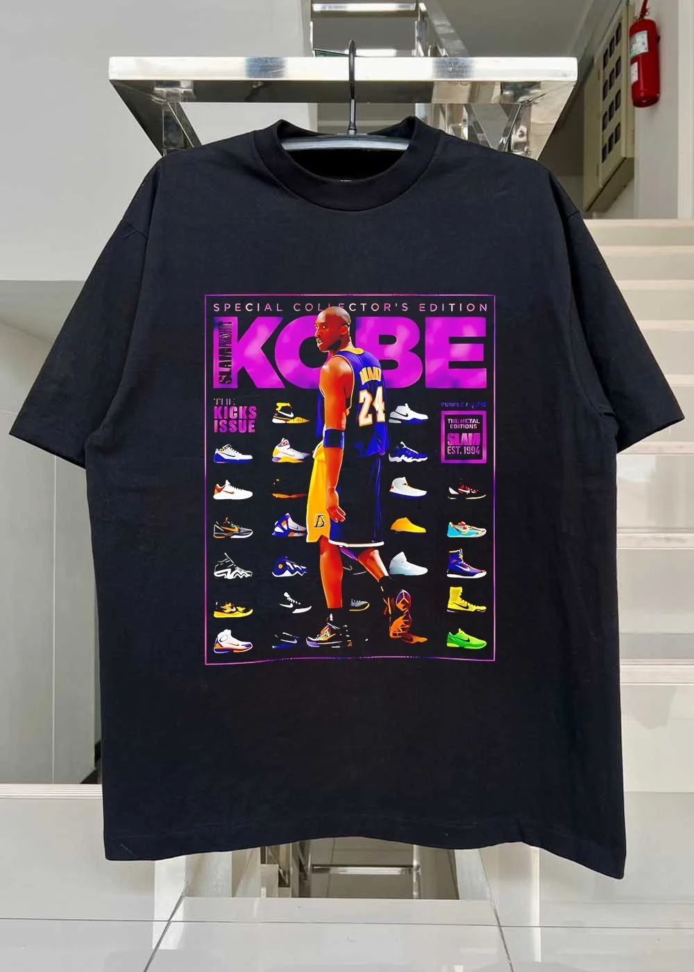 Kobe Bryant Los Angeles Lakers NBA SLAM the kicks issue shirt