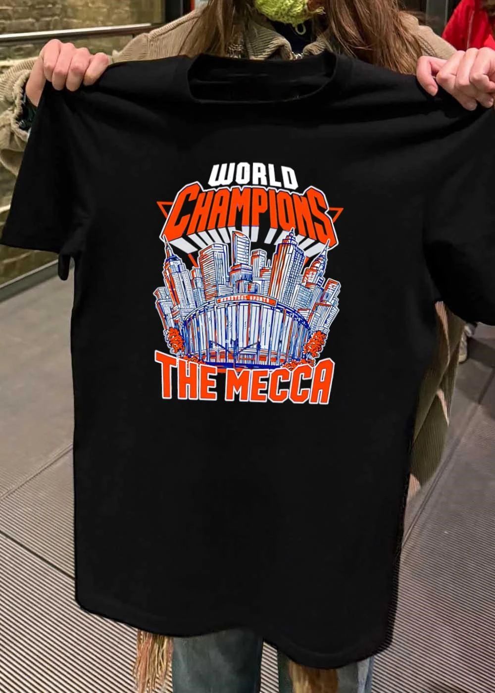 World Champions Barstool Sports Madison Square Garden The Mecca Skyline shirt