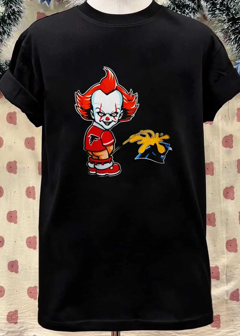 Atlanta Falcons Pennywise Urinating on Carolina Panthers Shirt