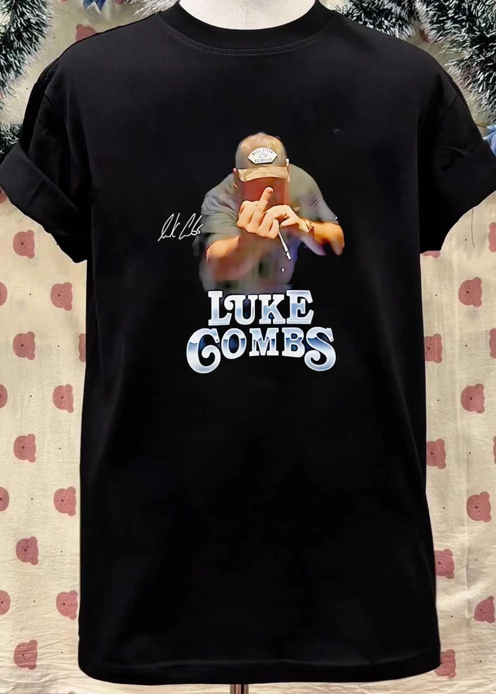 Luke Combs Signature Luke Combs Giving the Middle Finger T-Shirt
