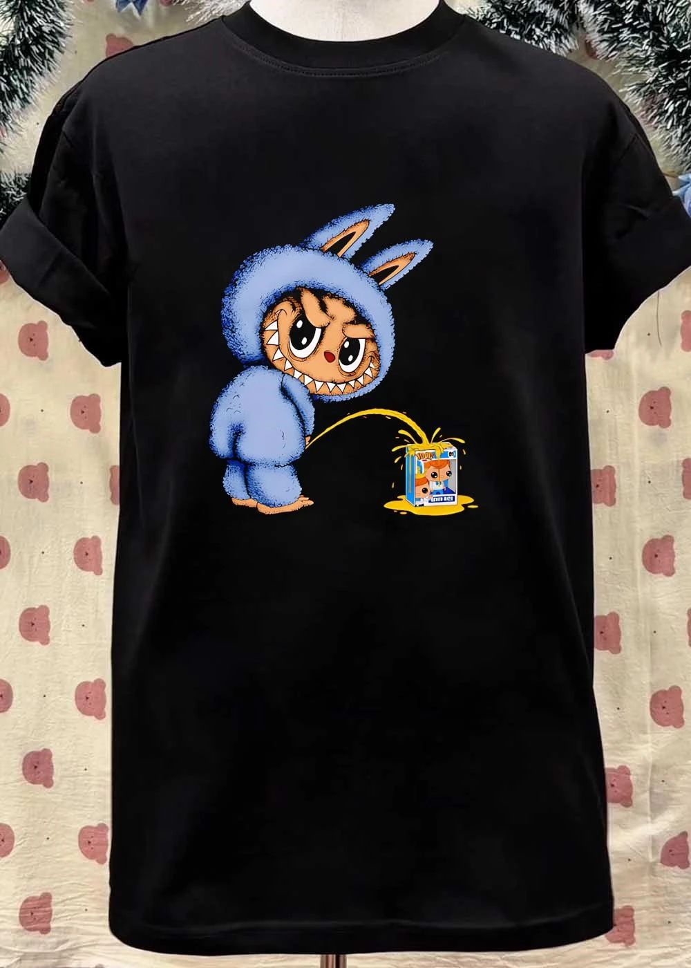 Labubu pee up Pop Figures shirt