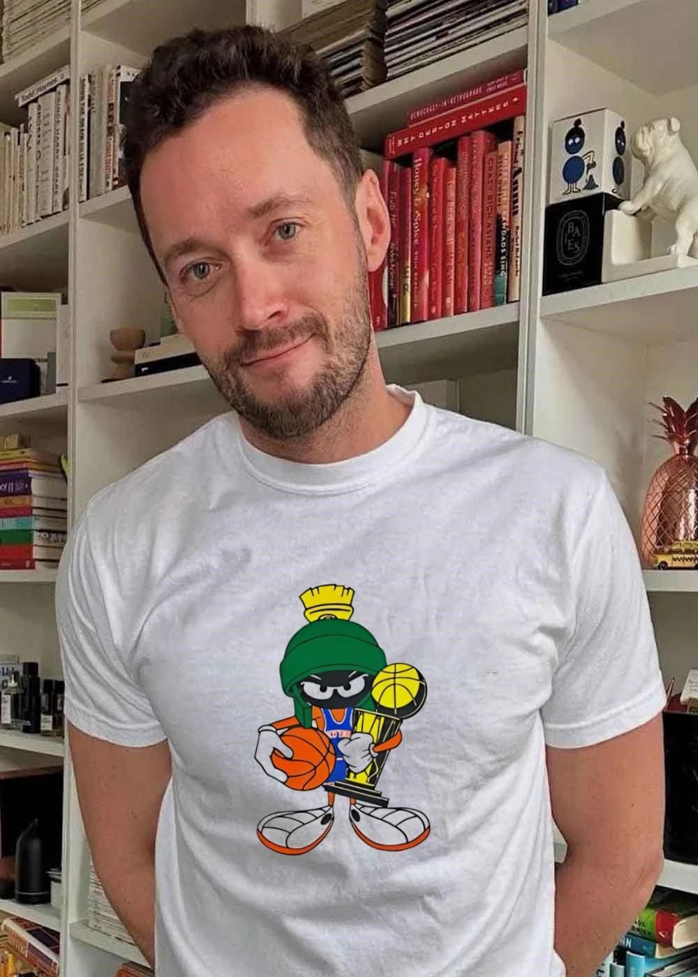 Marvin the Martian holding a basketball and trophy T-Shirt