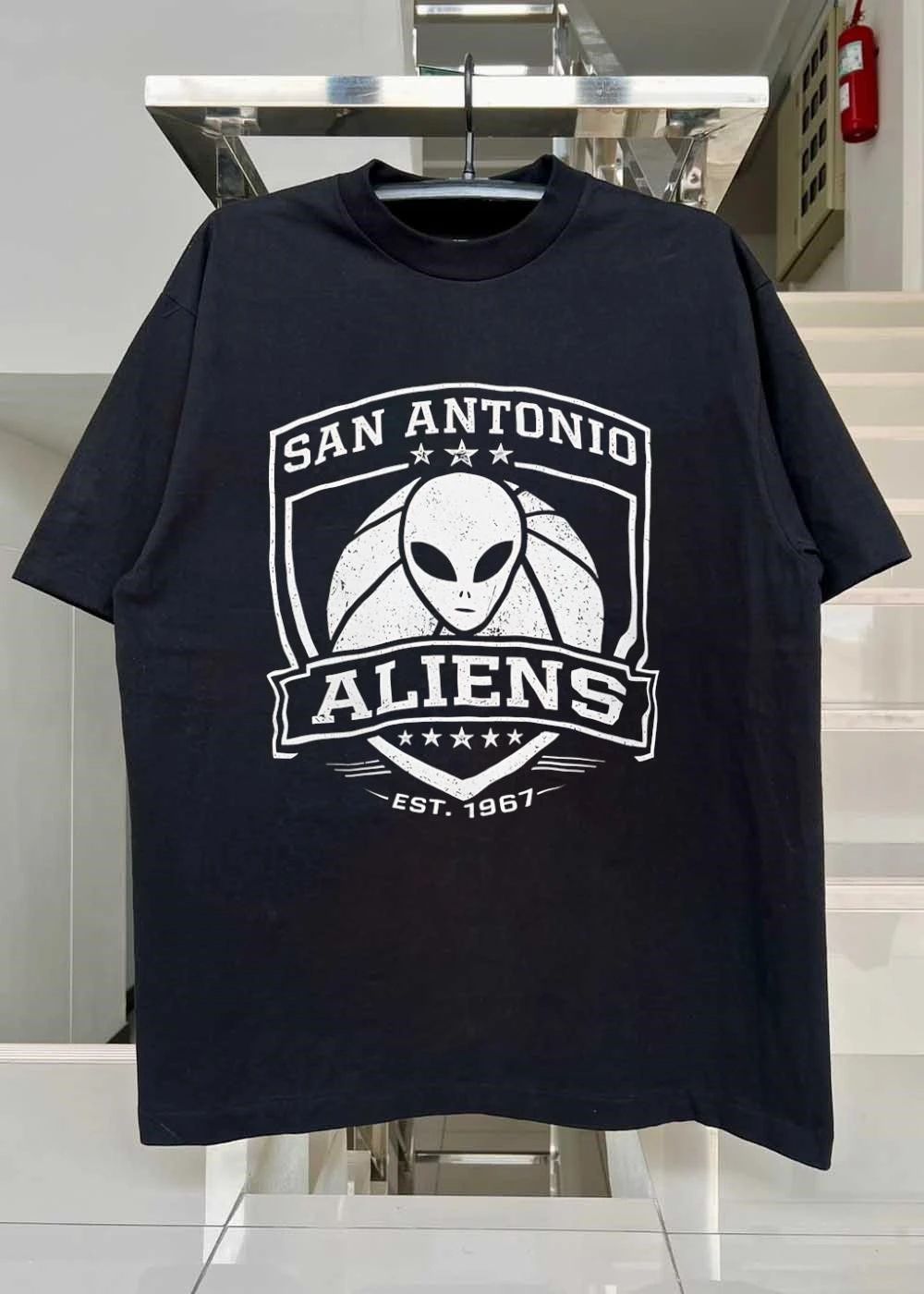 Est. 1967 San Antonio Aliens Alien Basketball Graphic T-Shirt