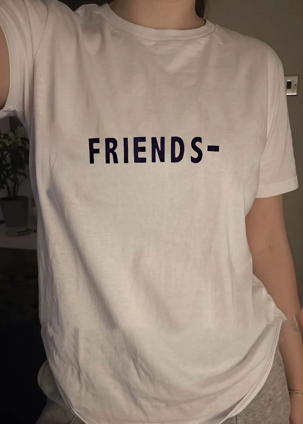 Friends- The Friends- T-Shirt