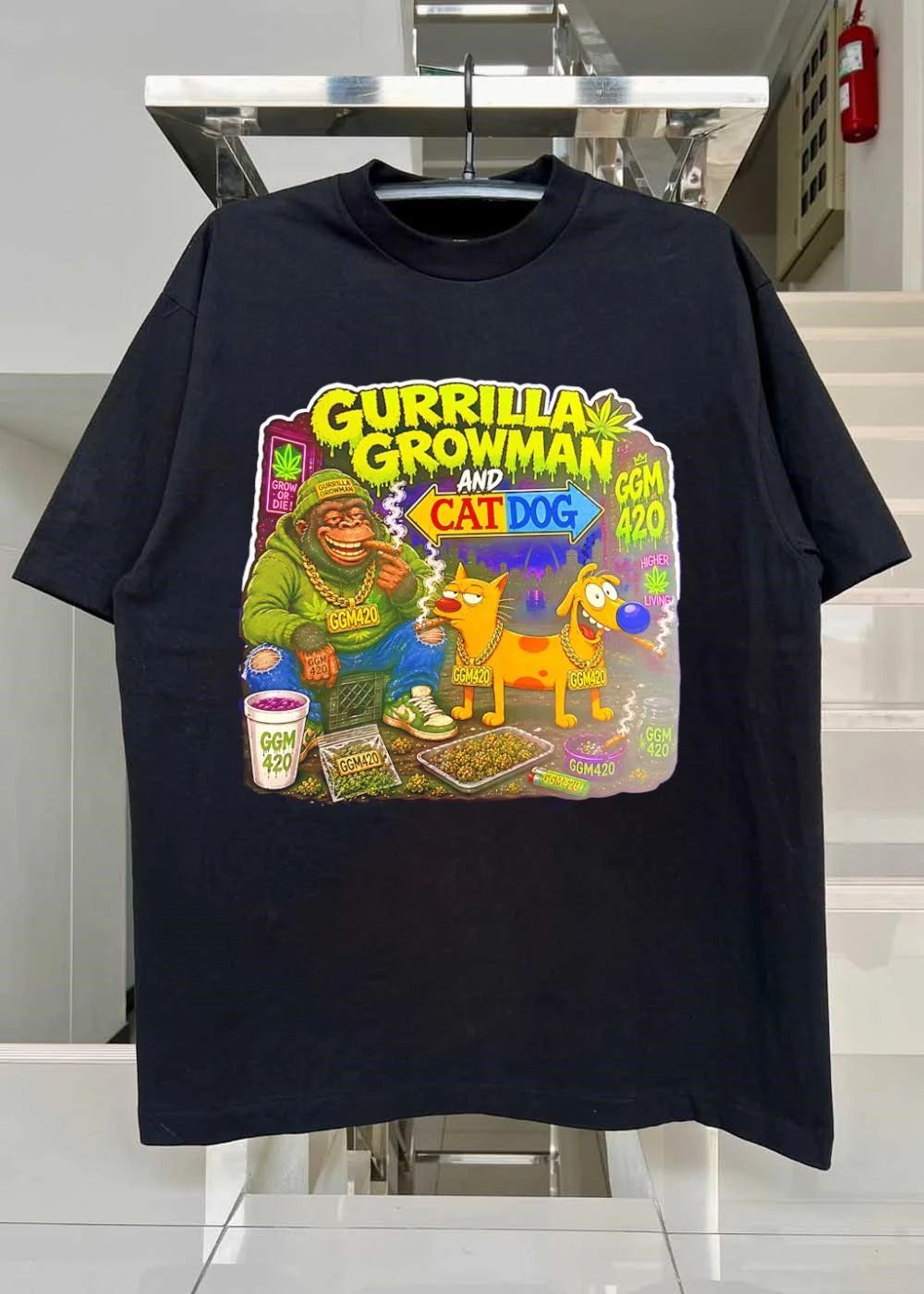 GGM420 CatDog Gurrilla Growman Smoking shirt