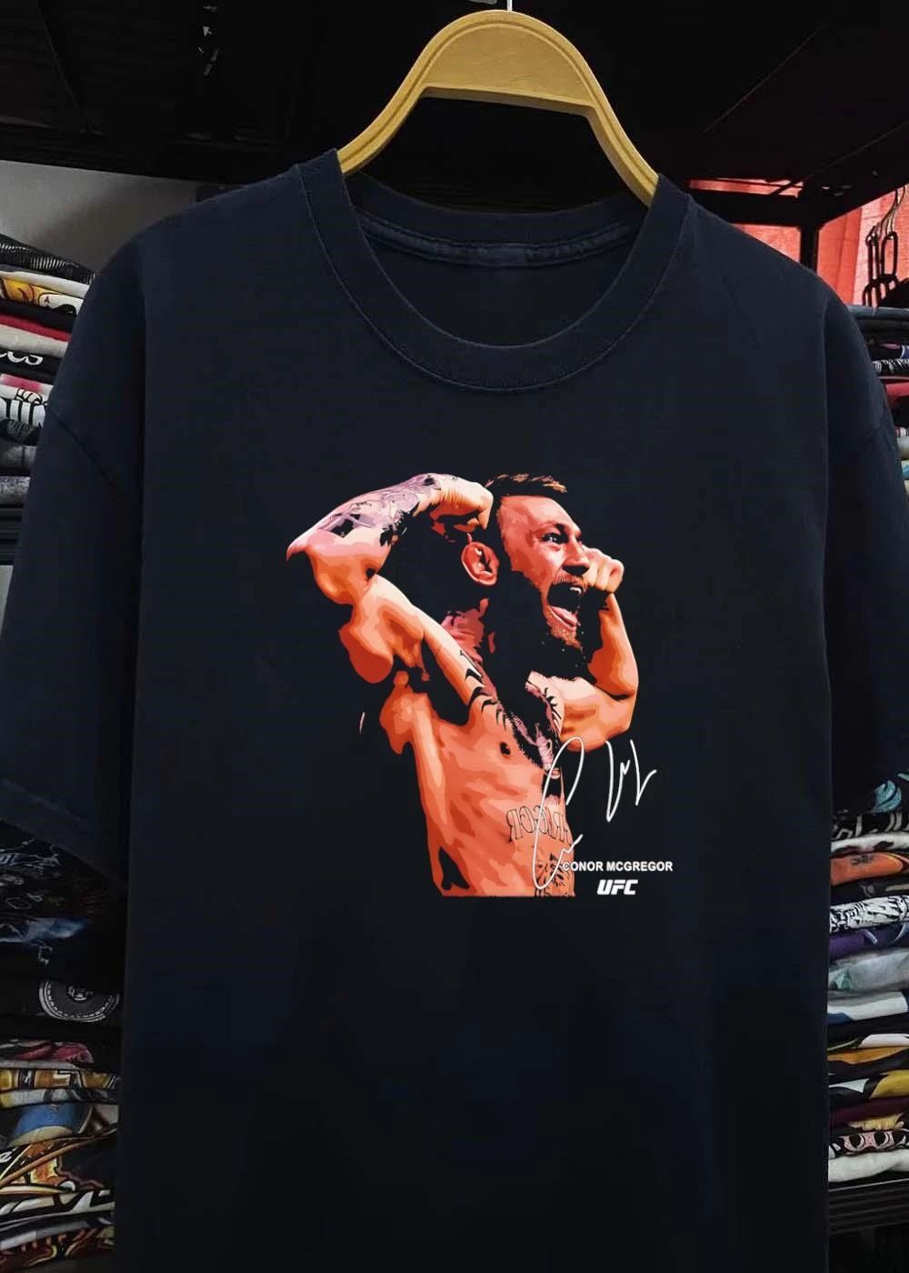 Conor McGregor UFC shirt
