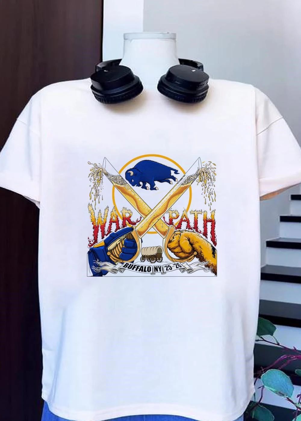 Buffalo NY 25-26 War Path Crossed Beer Sabers Sabres T-Shirt