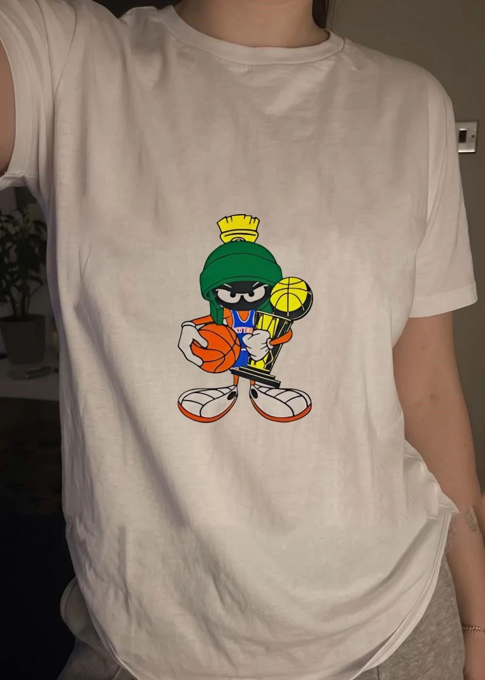 Marvin the Martian holding a basketball and trophy T-Shirt