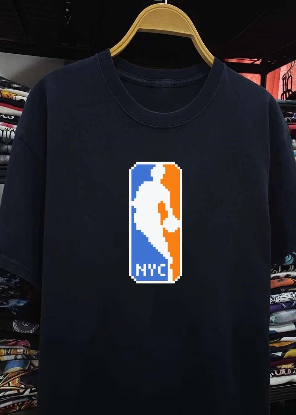 NYC NBA Pixel Art Men’s T-Shirt
